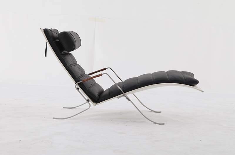 Classic_FK87_Grasshopper_Chaise_Lounge