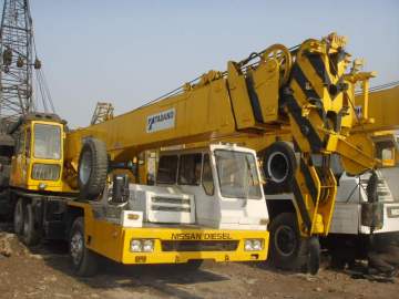 used Tadano truck crane