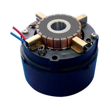 DC tachometers with 9.5V/krpm