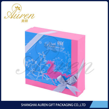 beautiful design paper gift box with ribbon