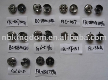 Singer Bobbin Case & Bobbin 4