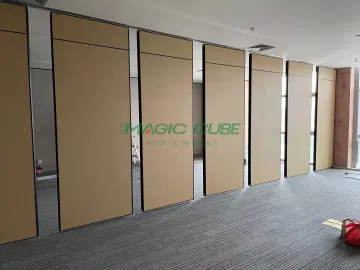 Hotel partition movable partition on wheels