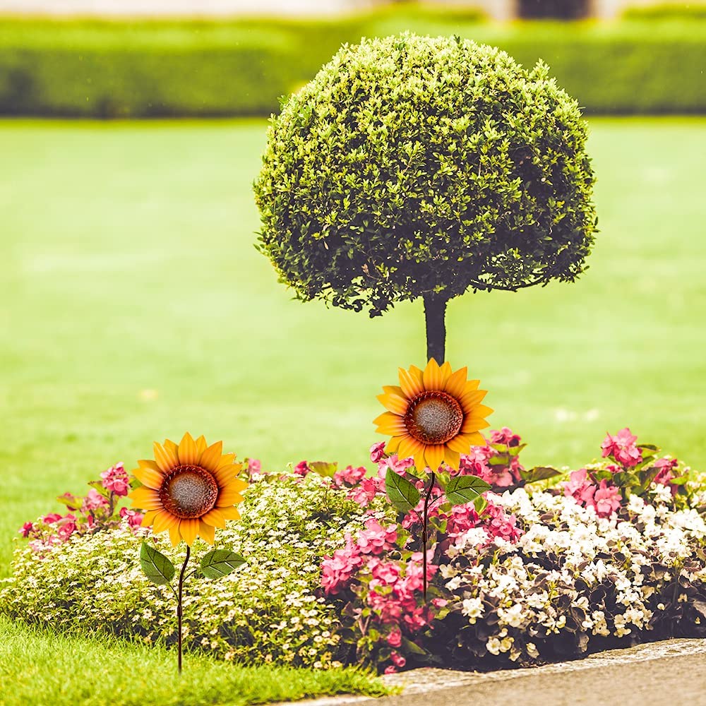 Buitentuin decor schudden hoofd zonnebloemen