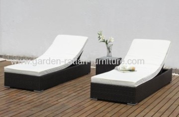 Wicker Chaise Lounge Outdoor Garden Set?