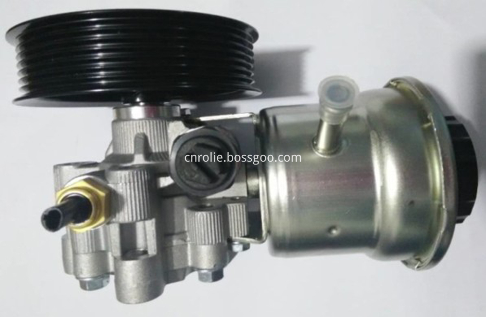 Rolie auto parts OEM 44310-0K010 power steering pump with pump oiler set for Toyota Hilux Vigo 2TR