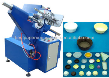 Cake tray forming machine