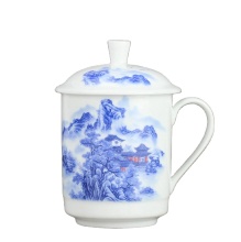 Blue and White Porcelain Tea Cup Mugs with Jingdezhen Landscape Pattern