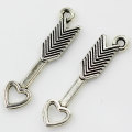 Diy Craft Making Exquisite Love Heart Cupid&#39;s Arrow Beads con orificio superior para decoración de niños y niñas