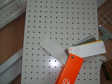 PANTONE COLOR FOR SHELF COLOR