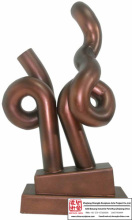 Kingly Corner Crystal Decoration