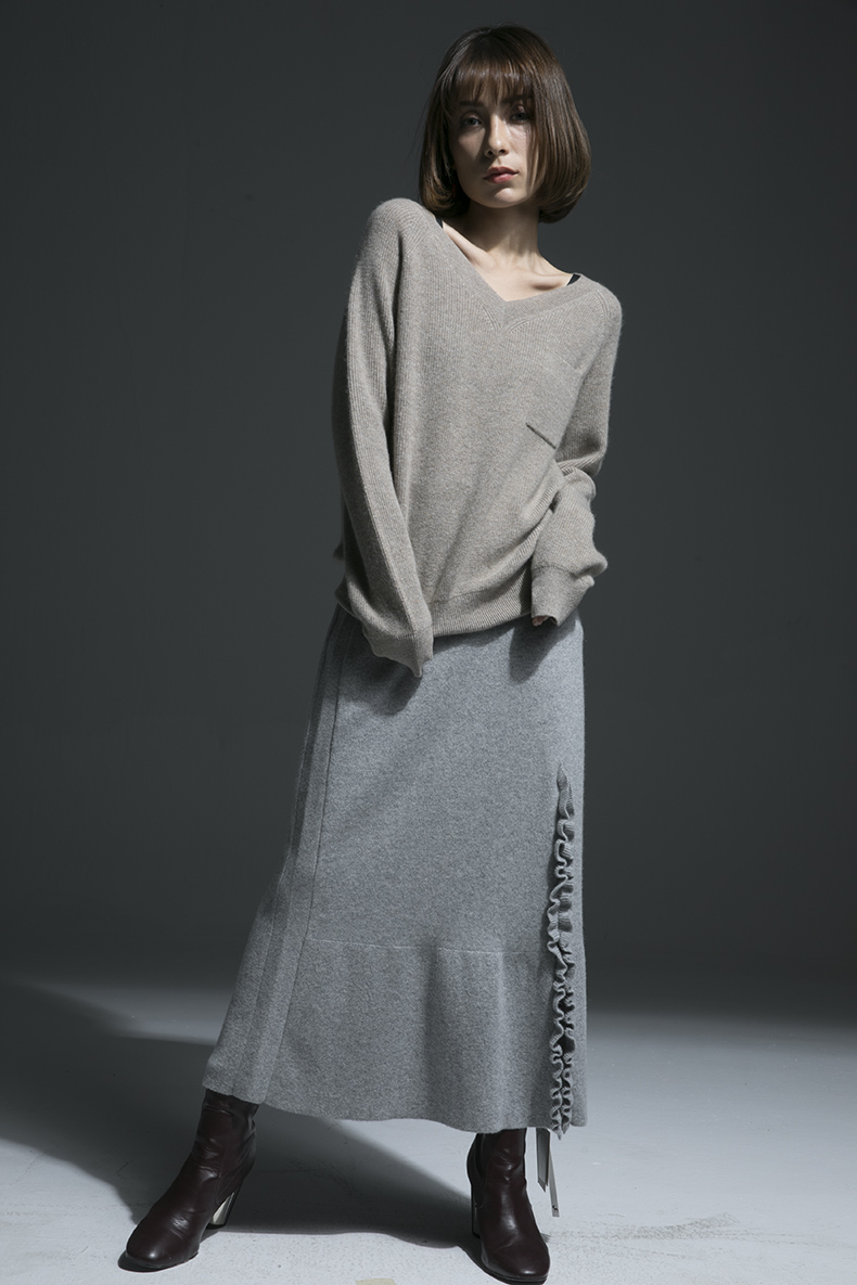 cashmere lady V neck pullover sweater