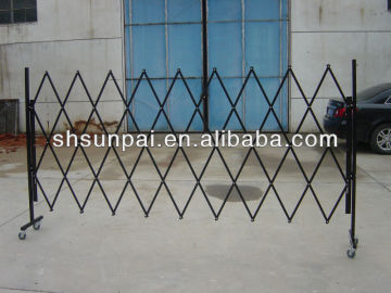 foldable gate with wheels