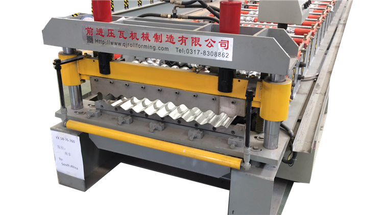 760 Color Steel Corrugated Profile Roofing Tile Roll Forming Machine