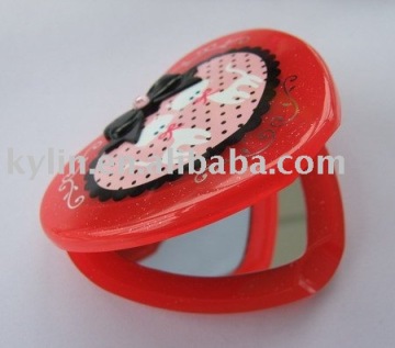 heart shape pocket mirror with diamond