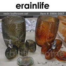 Translucentt Round polyresin bathroom set