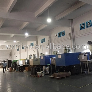 loading roller conveyor in motorized roller conveyor