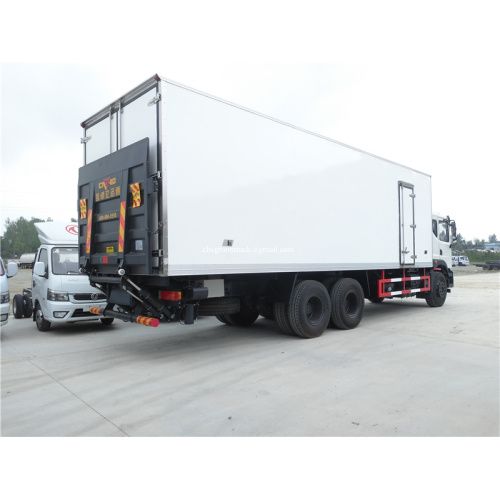 Bekas Lori Penyejuk Daging 6x4 Reefer Van