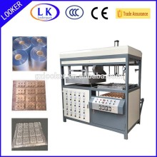 Egg tray forming machine