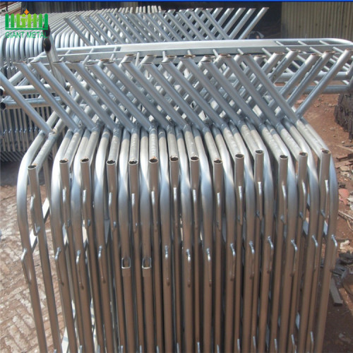 High quality galvanized crowd control barrier