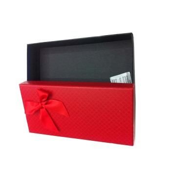The clothes packaging gift box