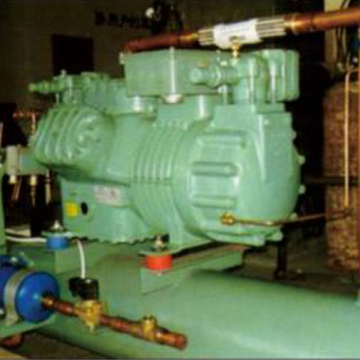 Semi-closed water-cooled condensing unit
