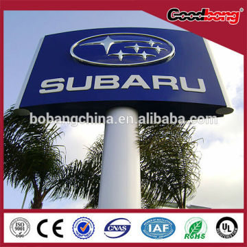 outdoor dealership pylon sign