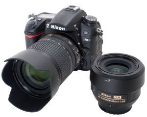 Nikon D7000 16MP Digital SLR Camera