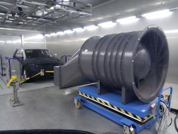 Car laboratory with high axial flow fan