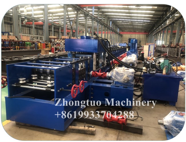 Highway safety guardrail protect panel making machine