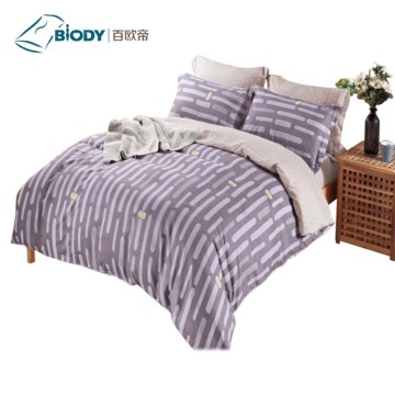 Fashion 100% Polyester Printed Bedding Set