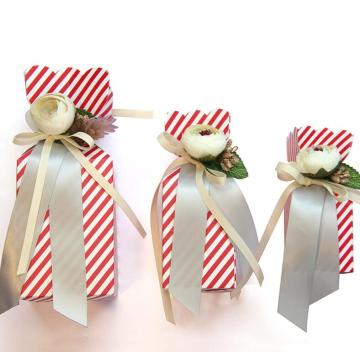 Europeanism Flower Shapes Wedding Packing Box