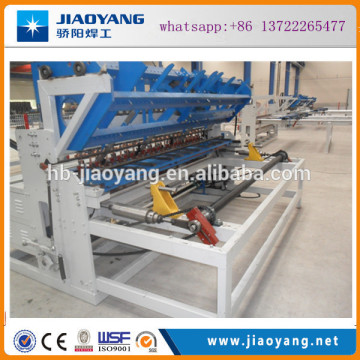 Welded wire mesh rolls making machine