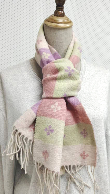 Fashion Jacquard Wool Scarf