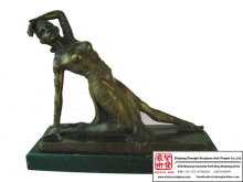 Vogue Natural Crystal Decoration