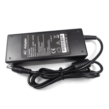 12V / 6A Paoa sapalai 72W maa Adaptor Mo LG