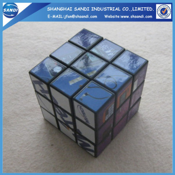 Customized plastic magic wire puzzle /promotional gifts