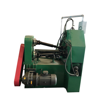 Automatic three-axis thread rolling machine