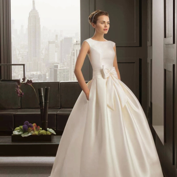 2017 Latest Simple Satin Bridal Gown Backless Wedding Dress with Beautiful Bowknot