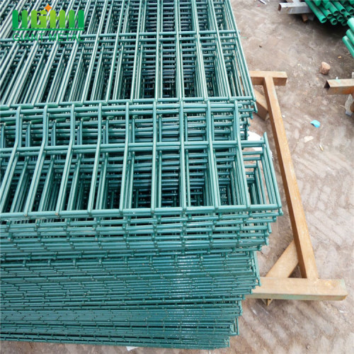 Factory Supply 50x100mm Galvanized Highway 3D Fence