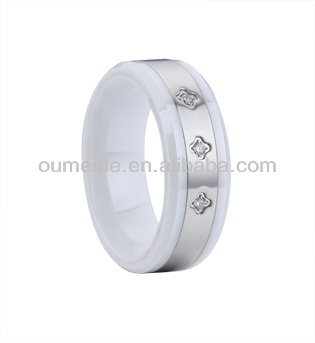 3 stones steel zirconia ceramic ring