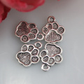 200 sztuk postarzane odciski łap zwierząt Charms zawieszki do tworzenia biżuterii DIY 15x12MM