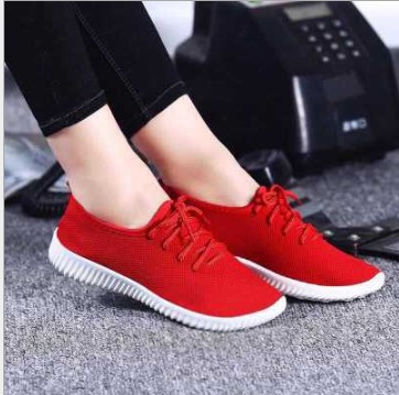 Wearable and thickened shoes with small red and black laces sneakers breathable sport Shoes women shoes sports