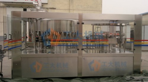 Pressure washing filling capping 3-in-1 unit machine