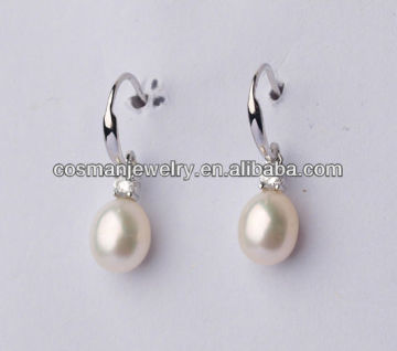 fashionable freshwater pearl earing