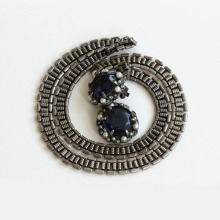 Rhinestone Necklace with Pearl