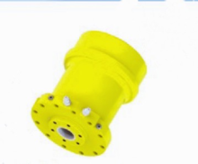 Rotating mast swing oil cylinder in yacht