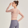 Train Cropped top Long Sleeve with Thumbholes