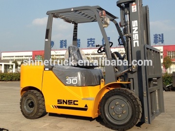 FD30 fork lifts truck/chariot elevateur price