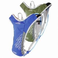 Hydration Packs with Lightweight Construction
