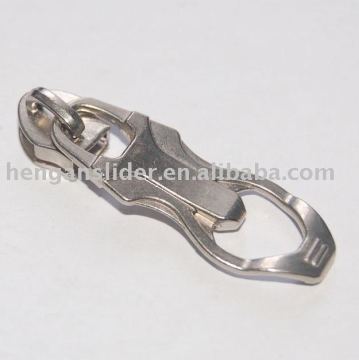Metal slider and zipper slider